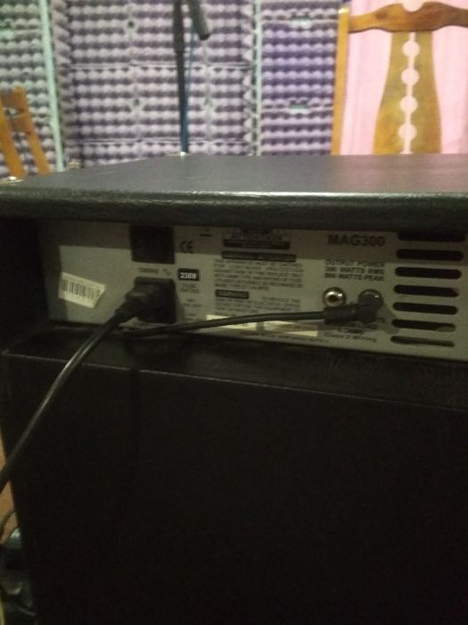 Продаю комбоусилитель басовый Ashdown-300 evo іі