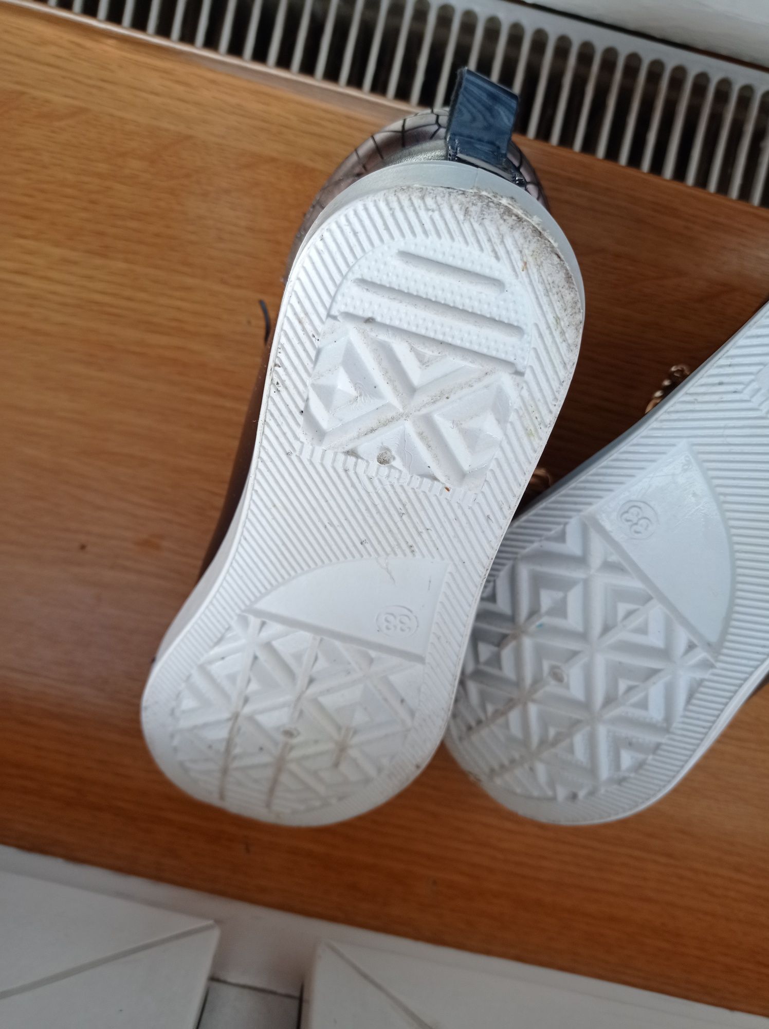 Nowe buty dla dziewczynki rozmiar 33