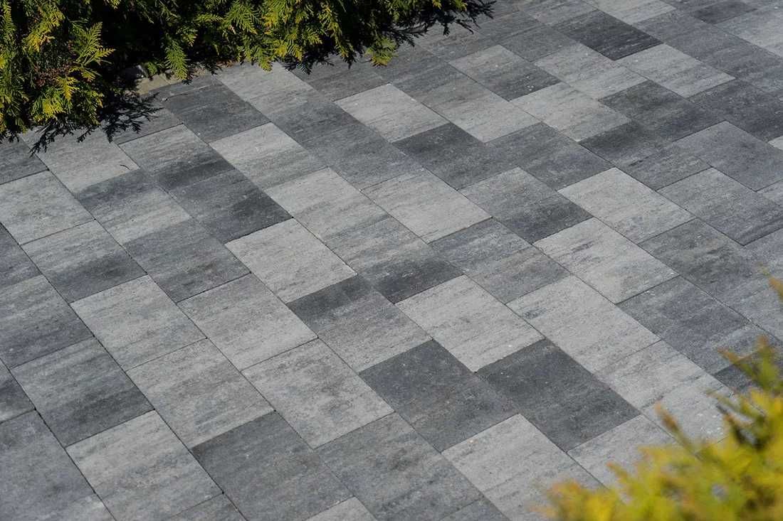 Kostka brukowa Bruk-Bet Urbanit kolor szary 6cm podjazd
