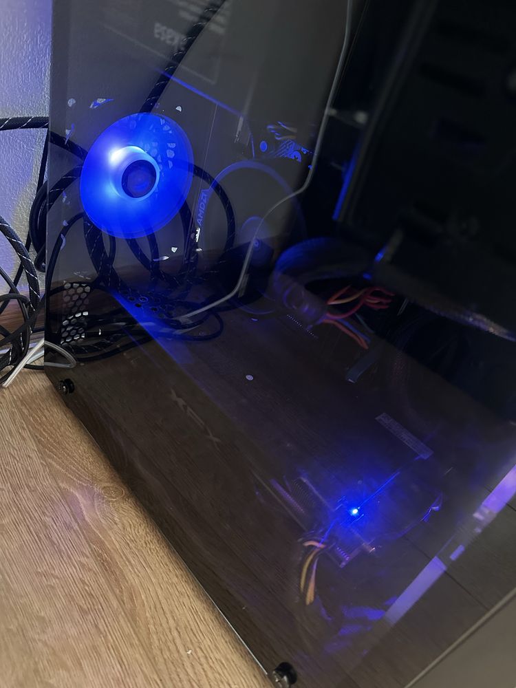 PC na sprzedaż – Ryzen 5 5600G, 16GB RAM, zestaw!