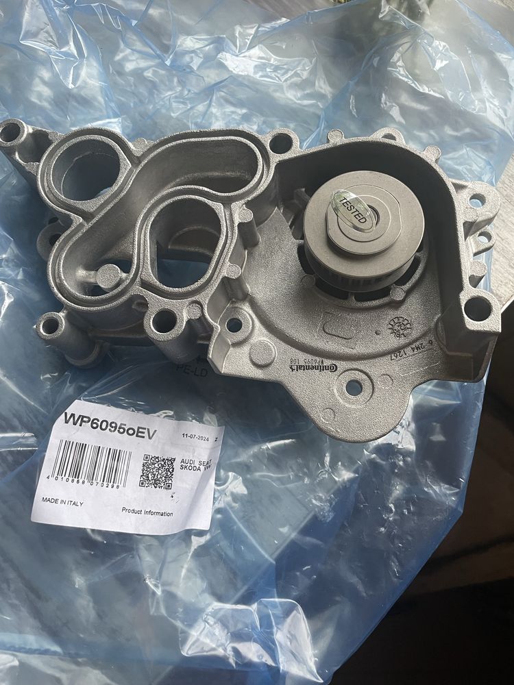Продам помпу ( Skoda, Volkswagen, Audi, Seat) 1л, 1,2л двигун