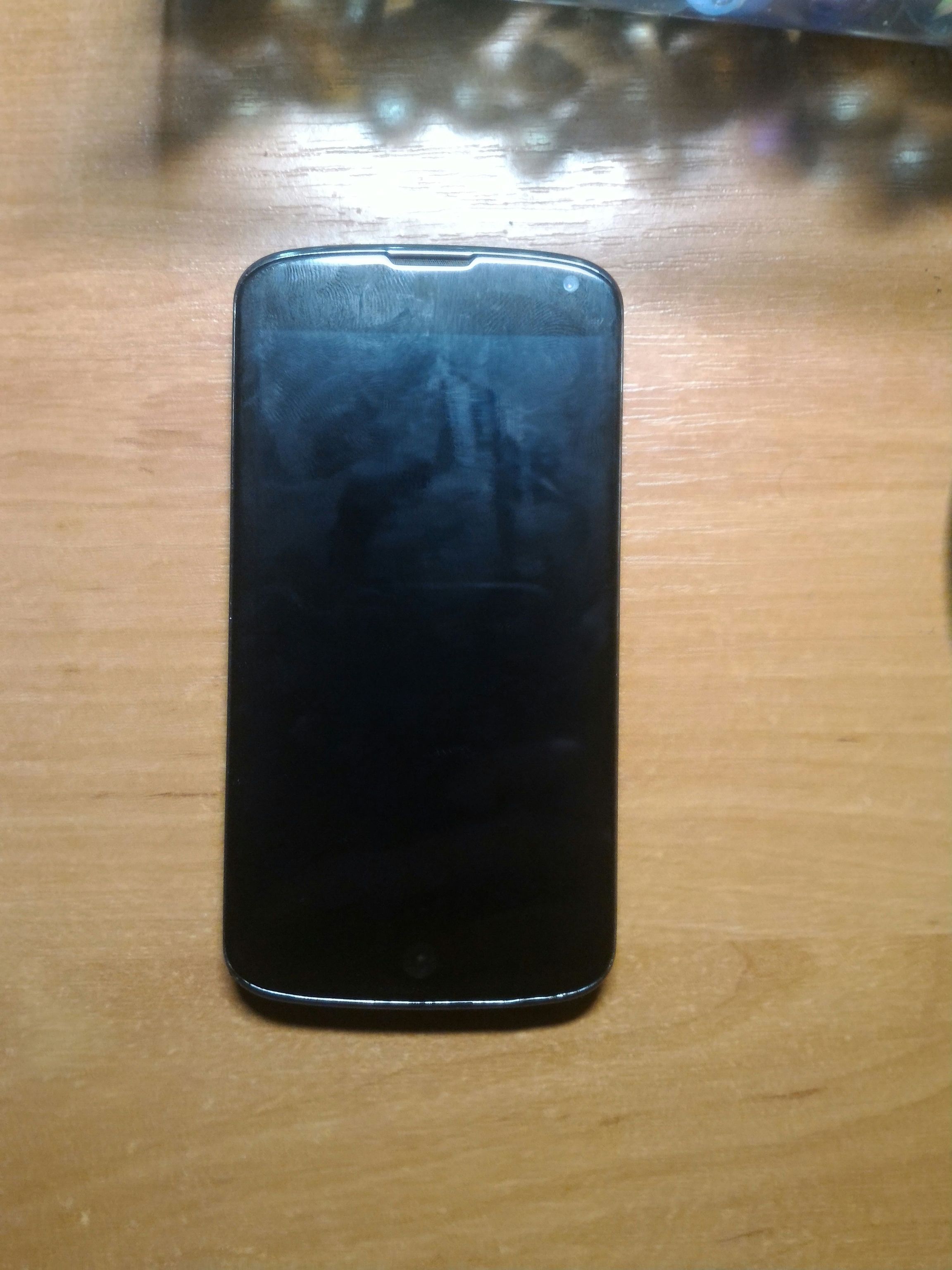 LG Google Nexus 4 E960