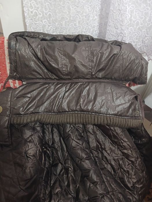 Курточка жіноча,