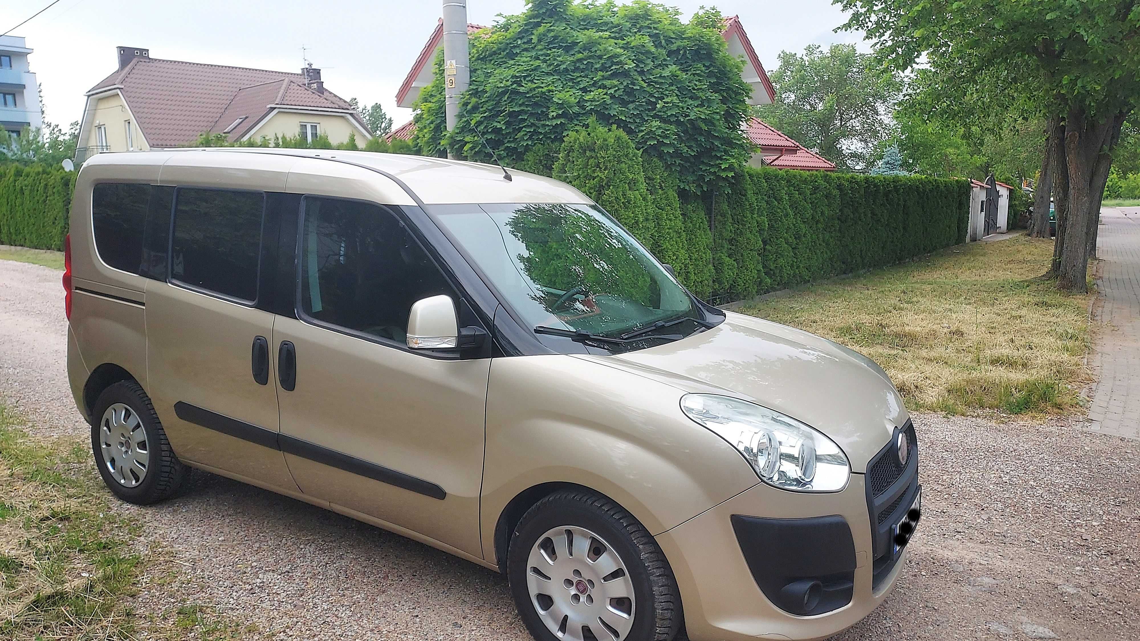 FIAT DOBLO  5 miejsc 2.0 jtd bezwypadkowy bus