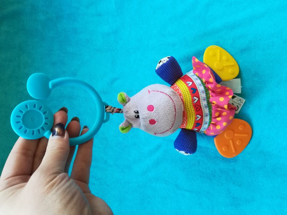 Игрушка - подвеска на кроватку, коляску, автокресло