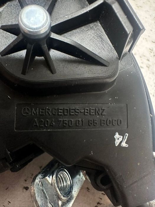 .Fecho Mala Eletrico Mercedes-Benz Classe C W204 A2047500185 2007 - 2014