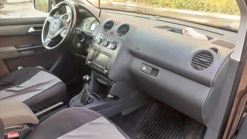 Volkswagen Caddy MAXI 2010