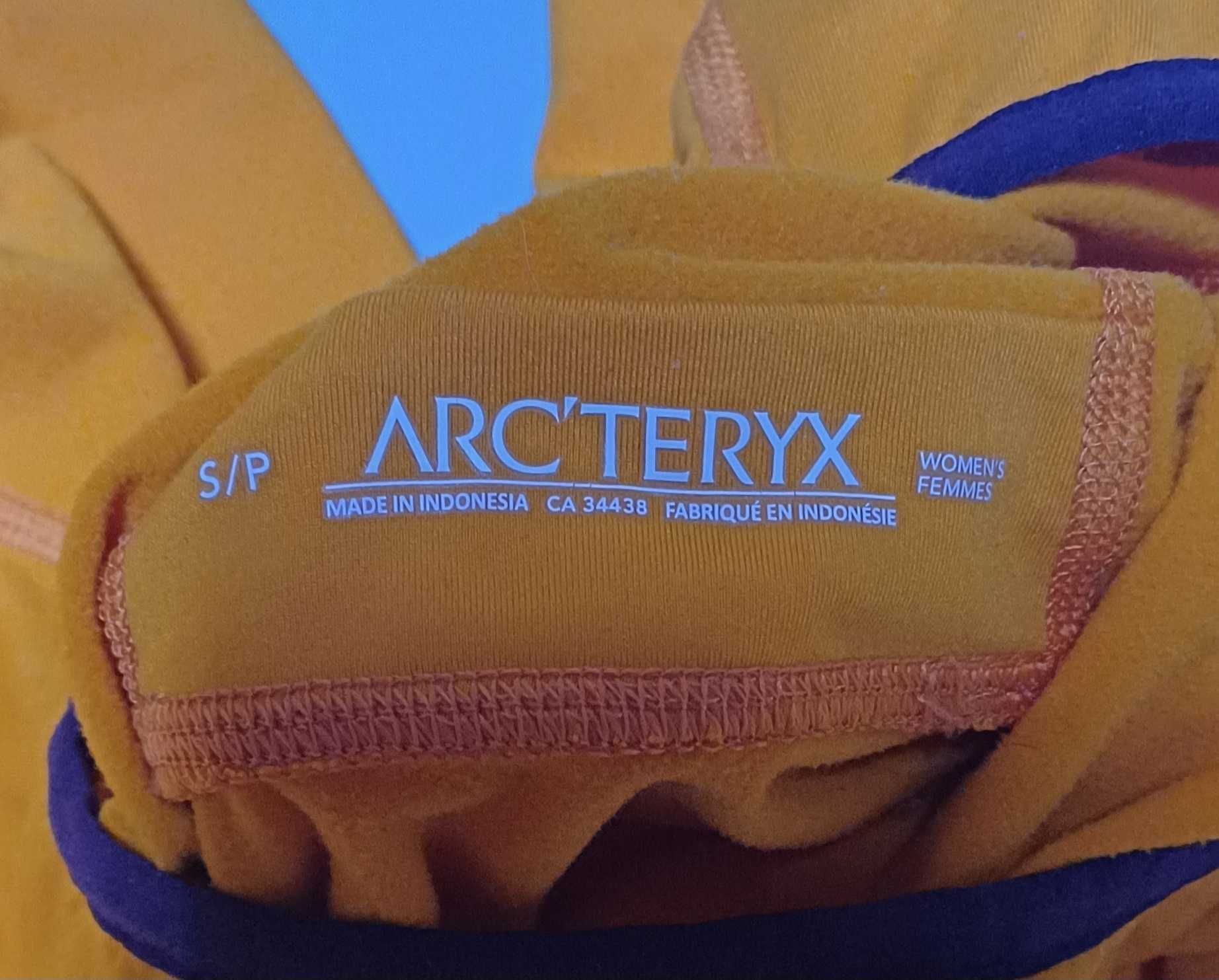 Жіноче флісове худі Arcteryx