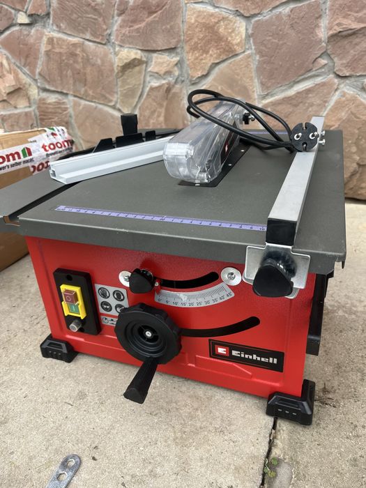 Настільна циркулярна пила Einhell TC-TS 210