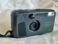 Kompaktowy aparat filmowy Yashica T4 Safari Edition z torbą i paskami
