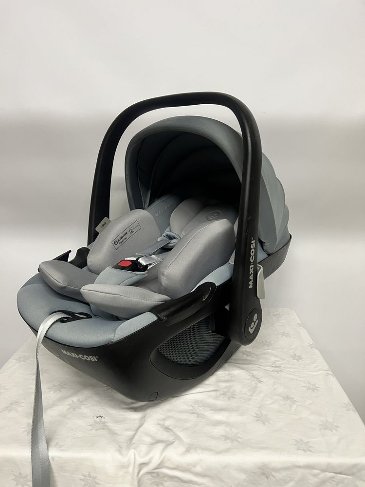 Fotelik samochodowy nosidelko maxi cosi pebble 360 i size