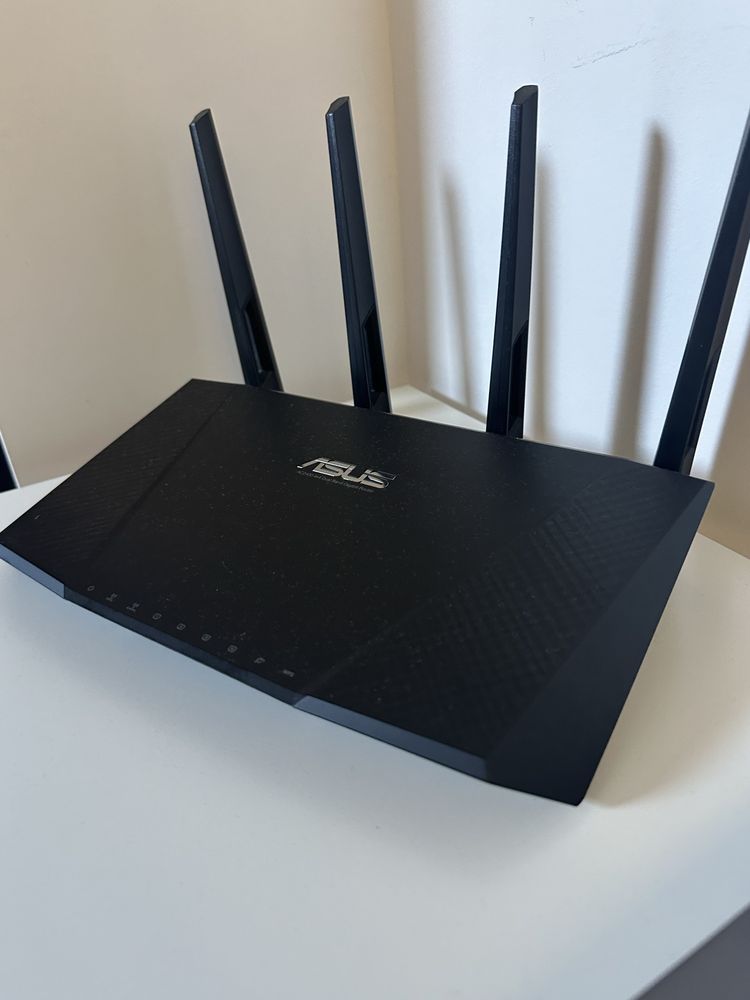 Router Asus RT AC87U