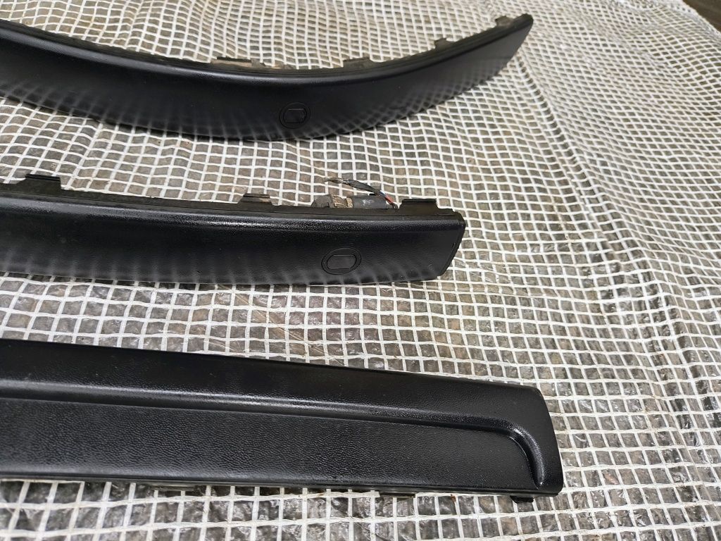 Ford Galaxy mk1 lift listwy zderzaka komplet z czujnikami PDC kostki