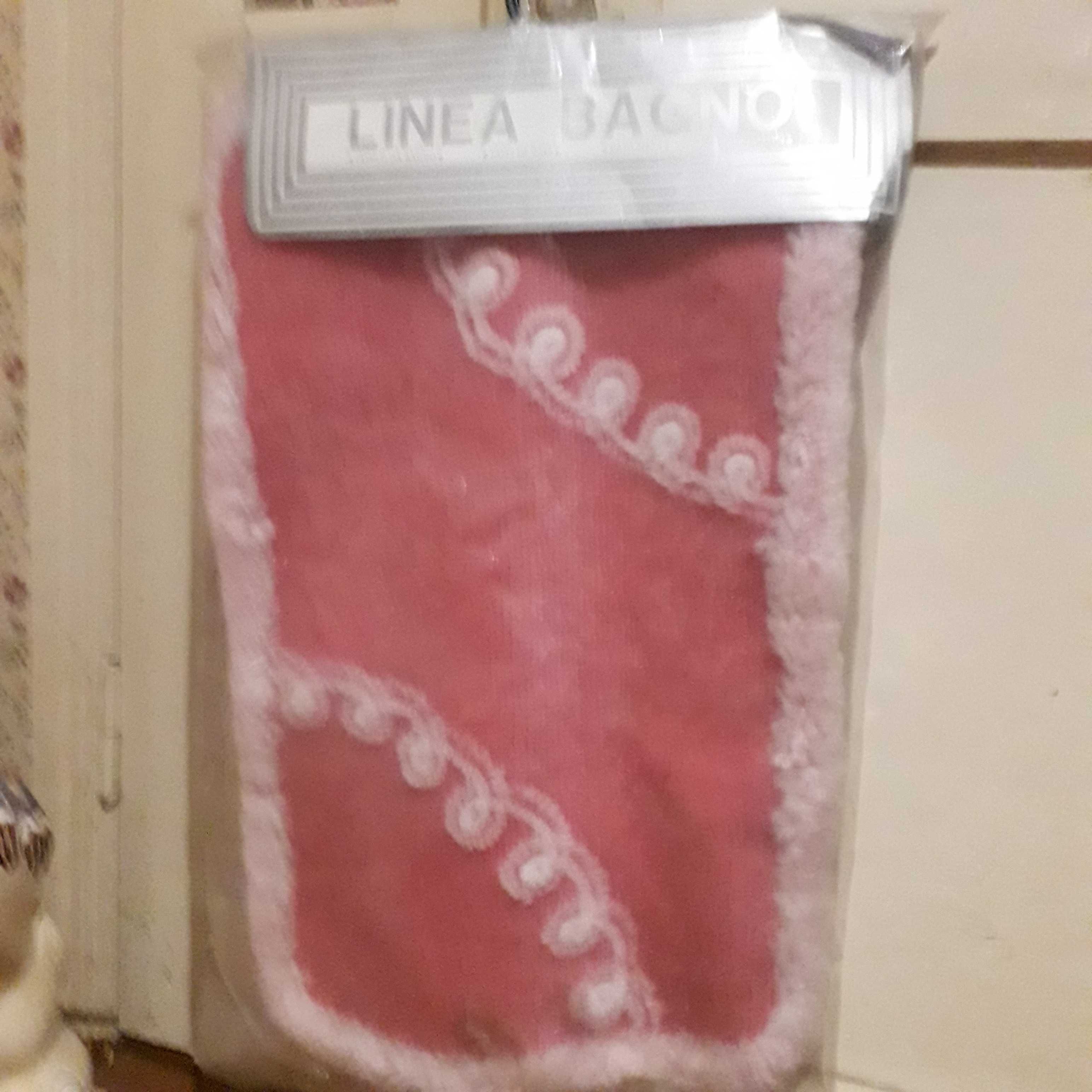 коврики для ванной комнаты произ. Италия