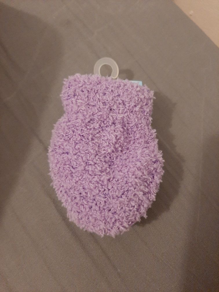 Rękawiczki niemowlęce nowe
