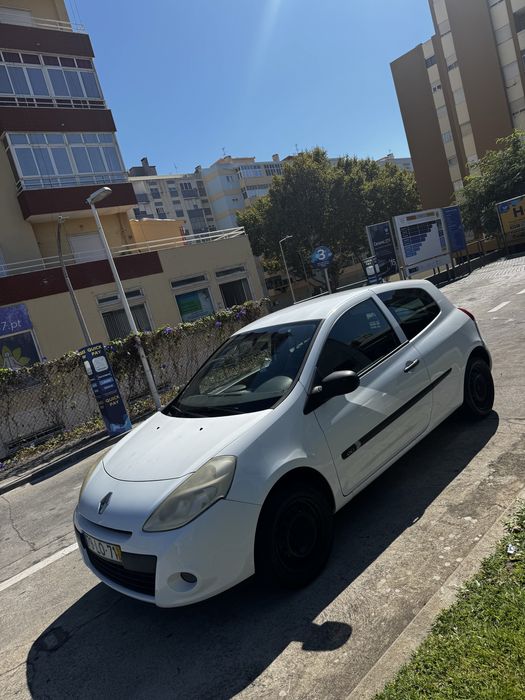Renault clio 2011 1.5 dci