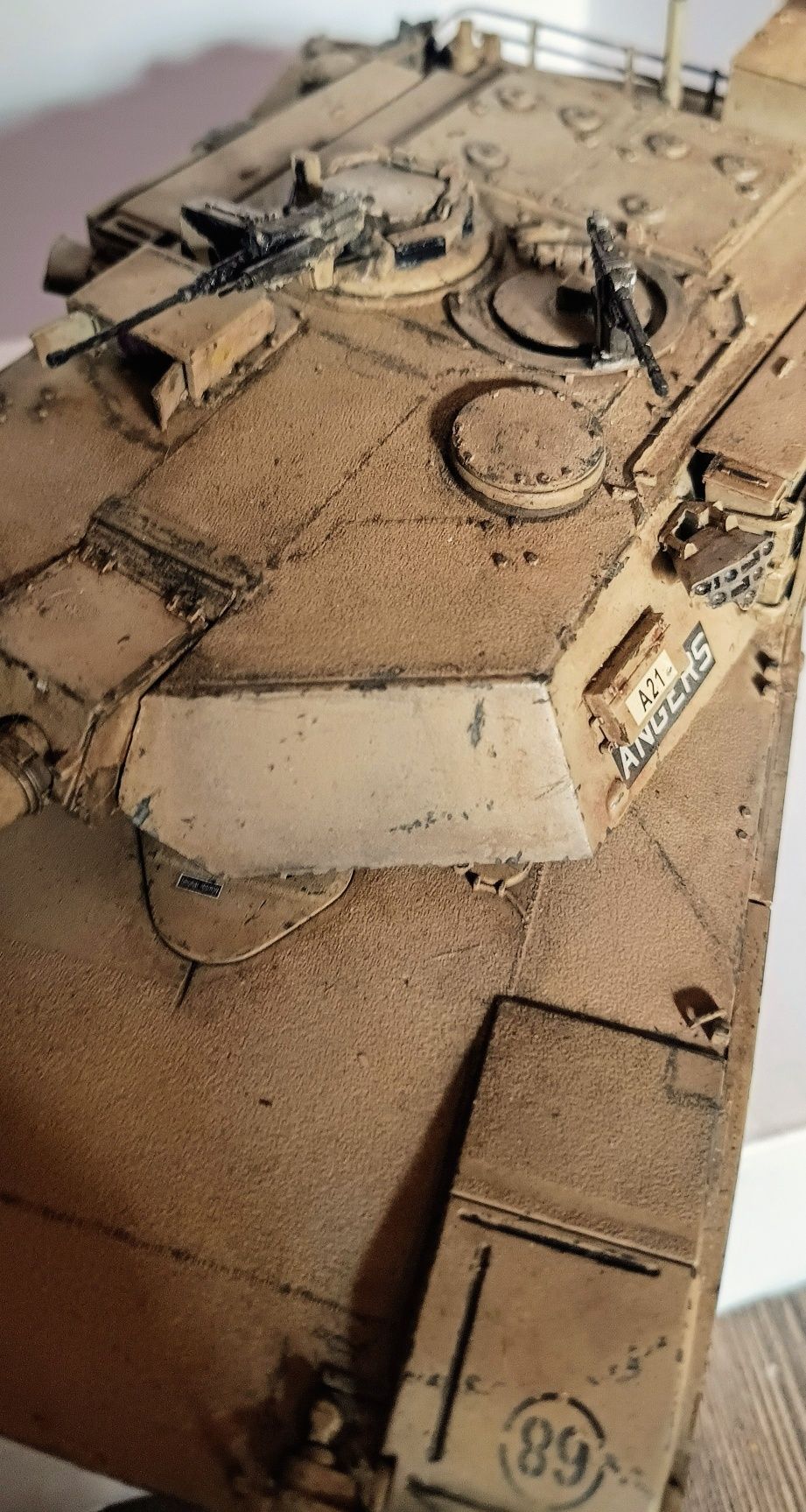 Model czołgu M1A1 Abrams 1:35