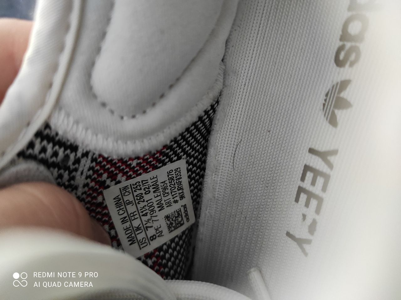 ОРИГІНАЛ 100% Кросівки Adidas Yeezy Boost 350 V2 Zebra - CP9654