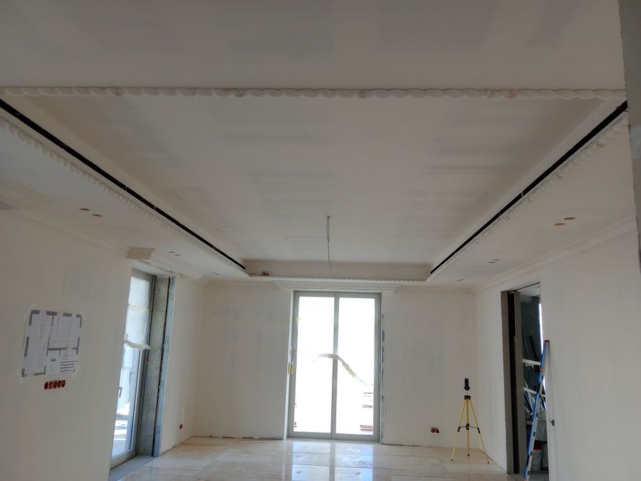 Pladur, Tetos Falsos, Divisórias, Pintura e Pisos Flutuantes – Pro