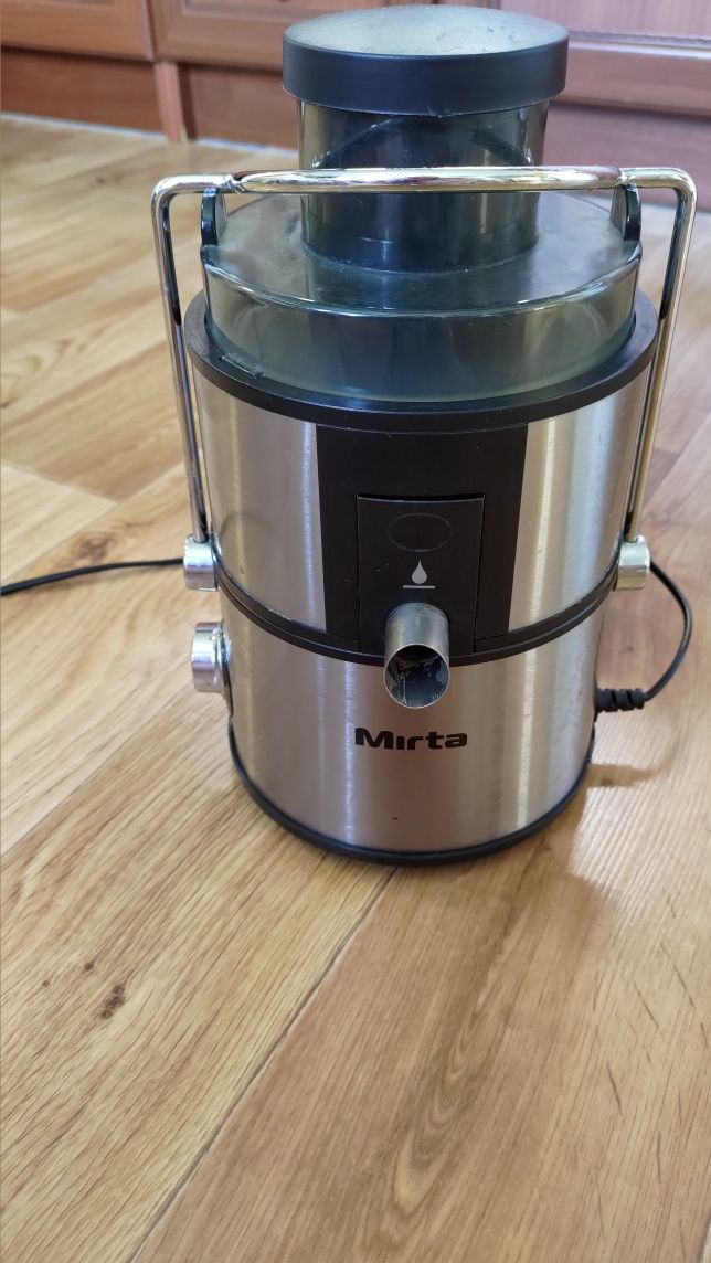 Соковитискач Mirta jcm365, робоча, соковыжималка рабочая
