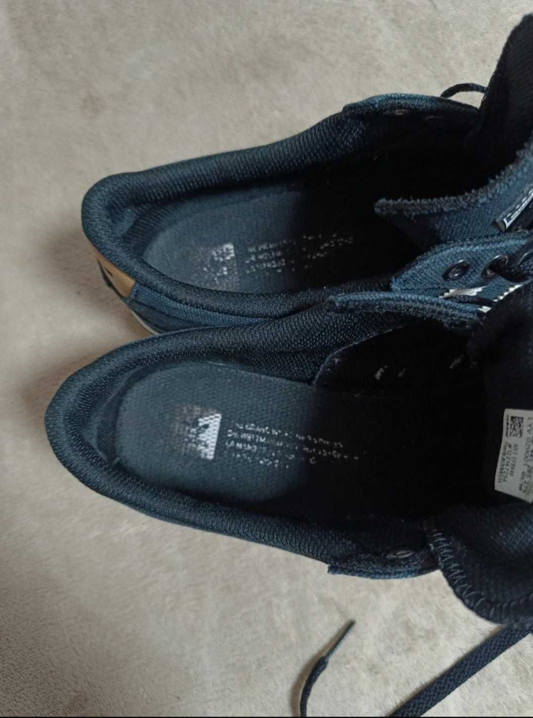 Tênis Adidas homem