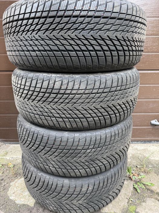 J Nowe opony zima 235/45/18 98V Goodyear UG Performance 3 2025r. KPL