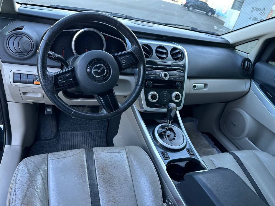 Продам Mazda CX-7