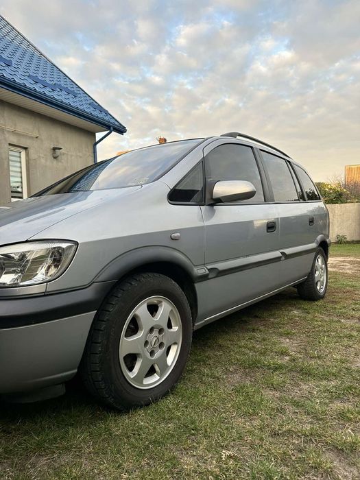 Опель зефіра А в чудовому стані.