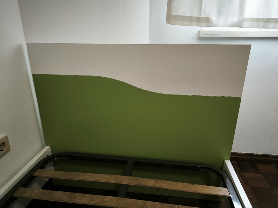 Cama solteiro com estrado e colchão