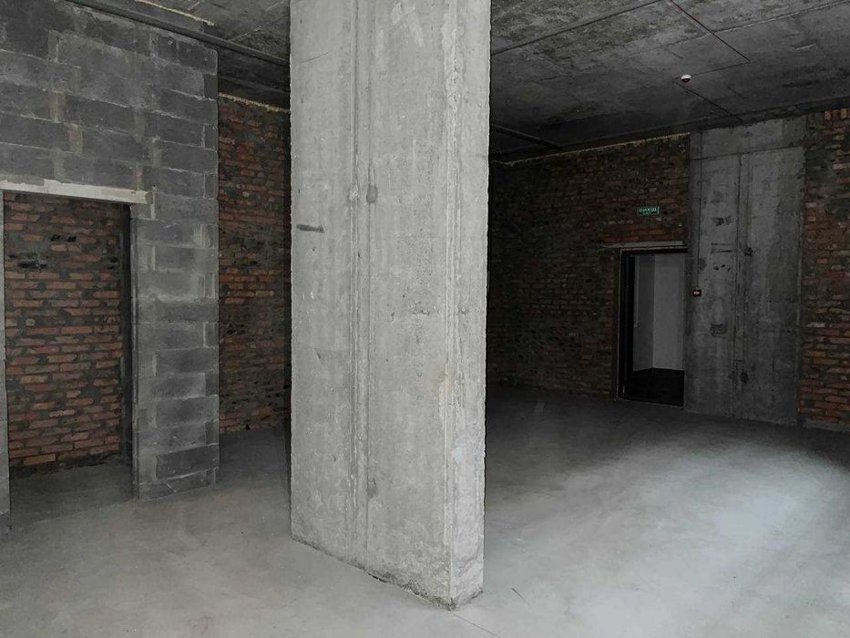 ПРОДАЖ. ФАСАД. ЦОКОЛЬ. Приміщення 60м | ЖК Варшавський 3
