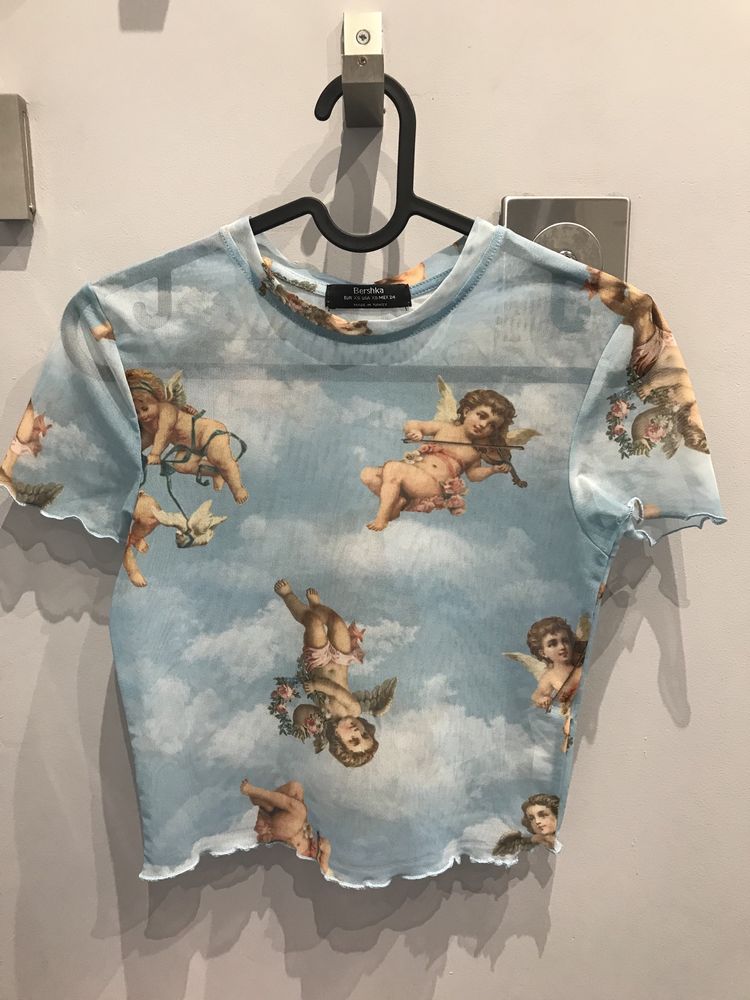 Krótki top Bershka r. XS Aniołki