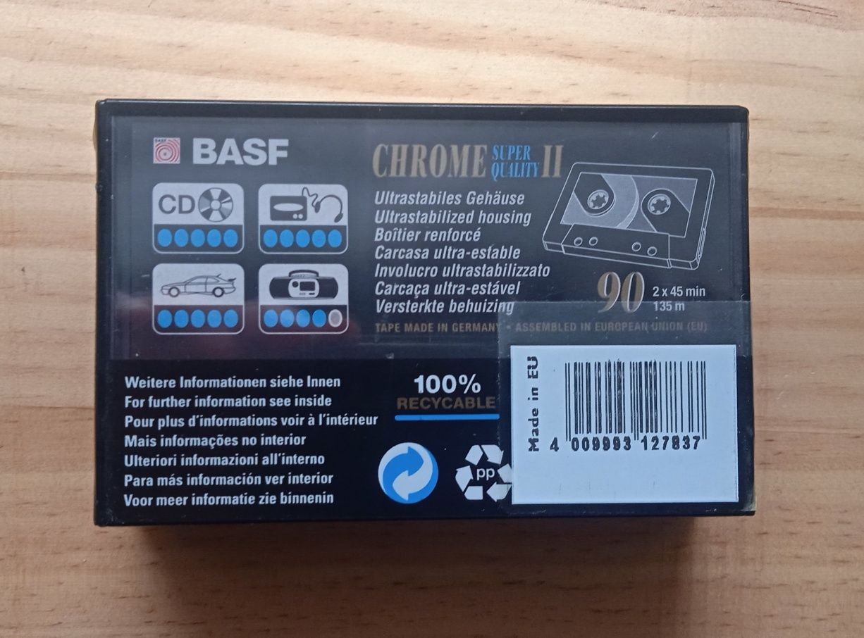 Kaseta magnetofonowa BASF "chrome Super quality II 90
