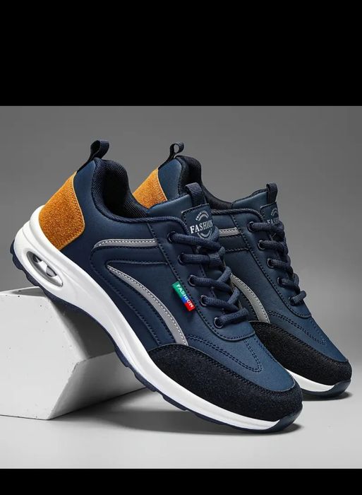 Кросівки нові 750 грн