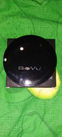 Пудра beyu catwalk compact powder.