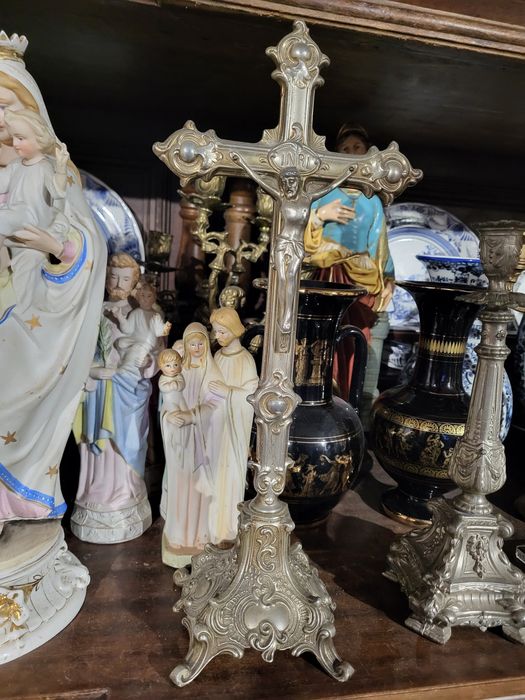 Stary krzyż cynkal pasyjka