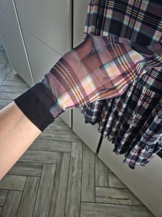 Sukienka solar w rozmiarze M