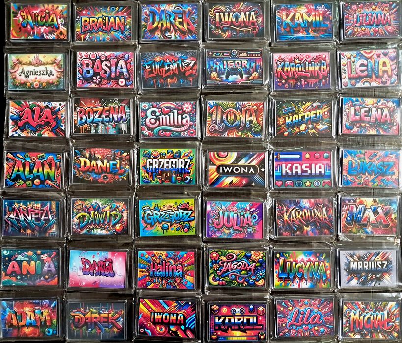 Magnes na lodówkę . Imiona.  Akrylowa ramka z magnesem.  Tanio!