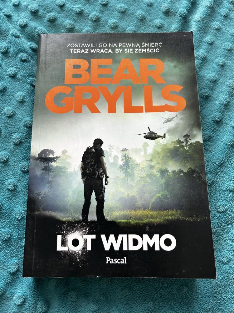 Lot widmo / Bear Grylls