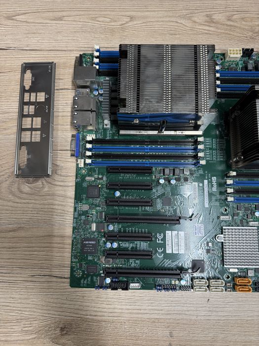 Серверна плата Supermicro X10DRH-CLN4 + 2× Xeon E5-2620 v4