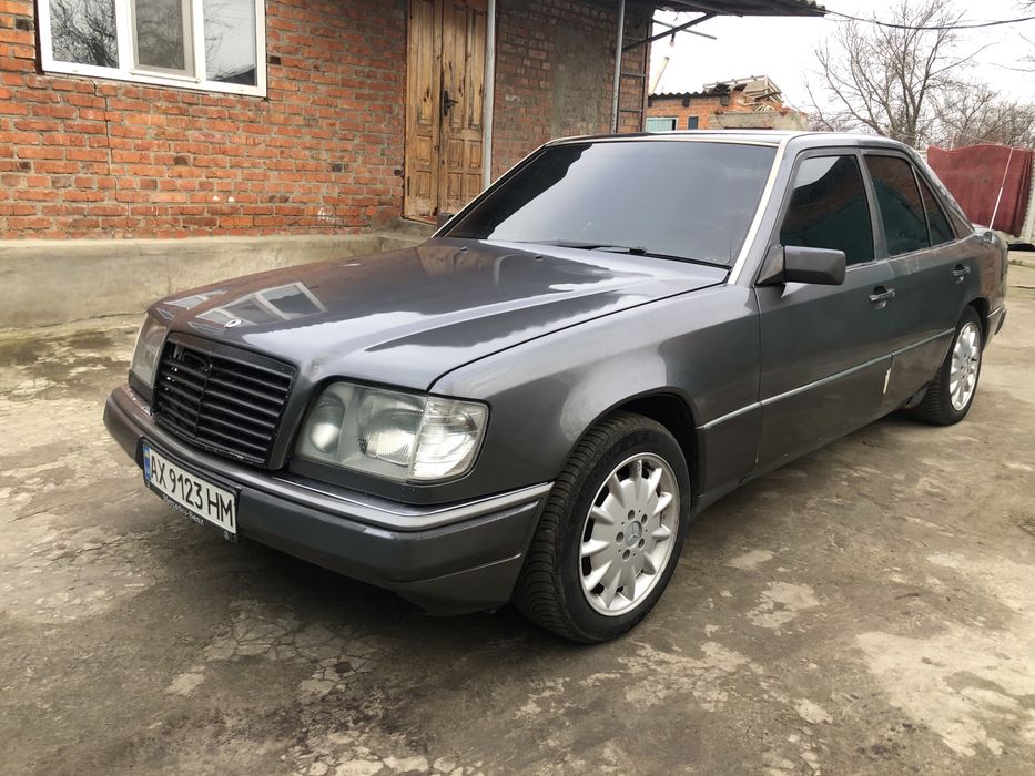Mercedes w124 e280 1994г мех5 гбо