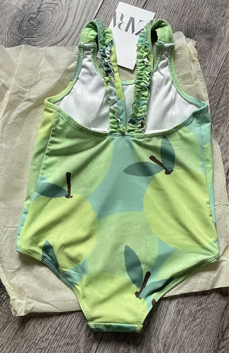 Body kąpielowe w owoce Zara