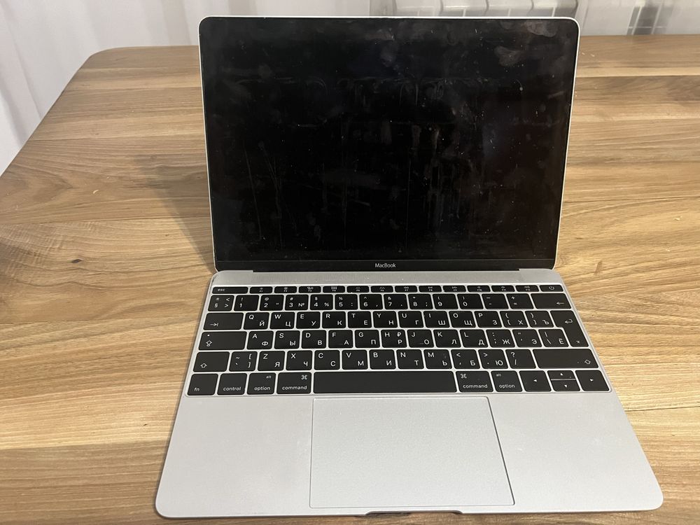 Apple Macbook Air