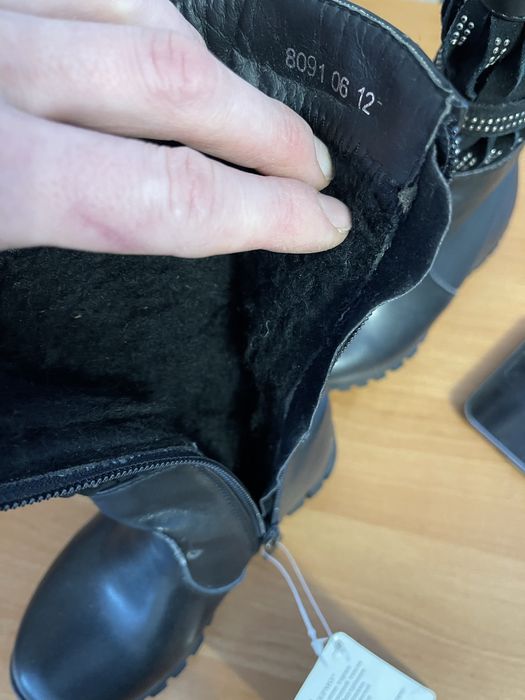 Чоботи дитячі для дівчинки нові шкіряні зимові утеплені