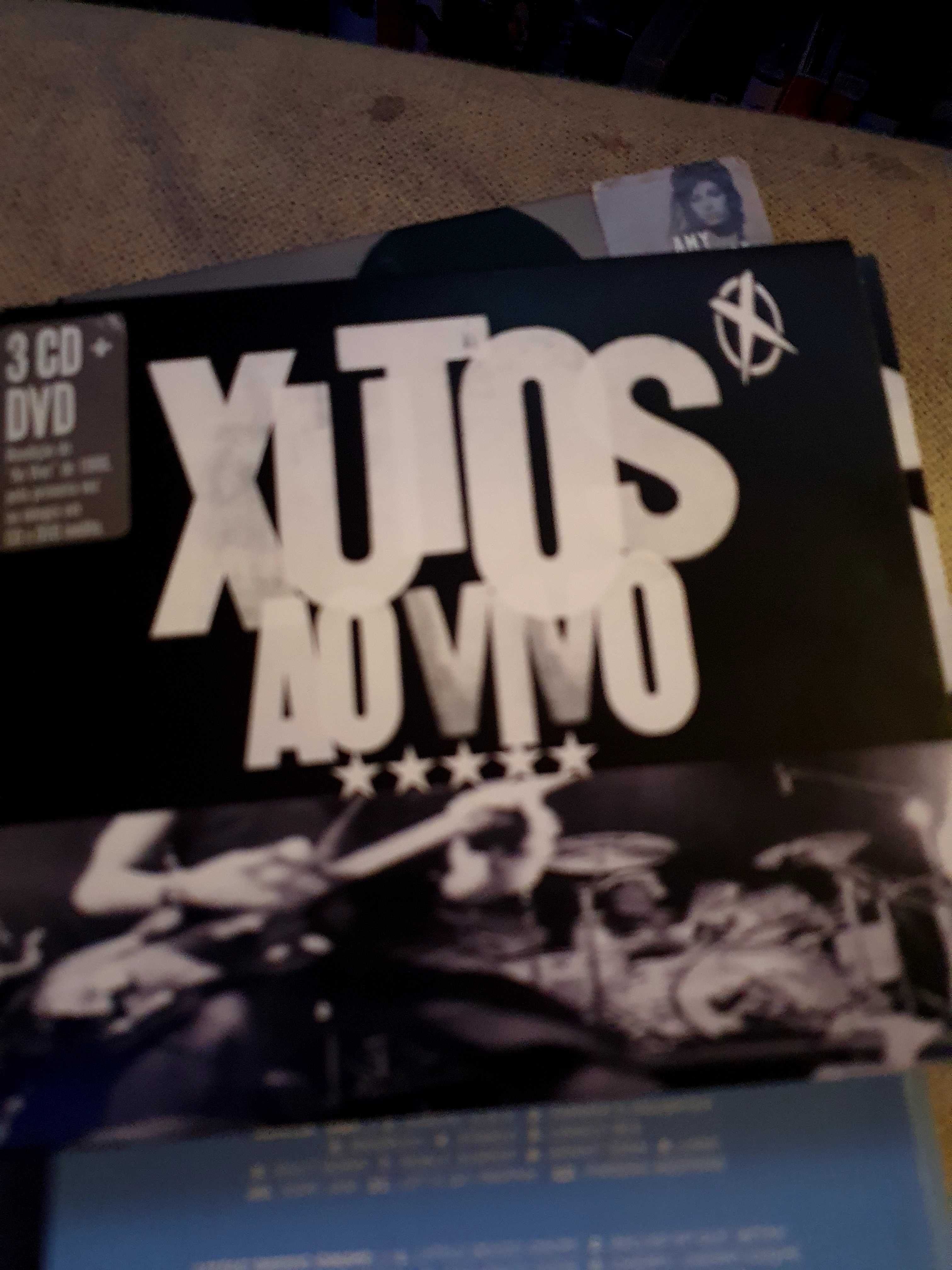 Xutos & Pontapés 
Deluxe Edition 3CD+DVD
Box nova