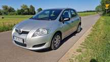 Toyota Auris Toyota Auris 1.33 benzyna | Rok 2009 | Pierwsza rejestracja 04.2010 |