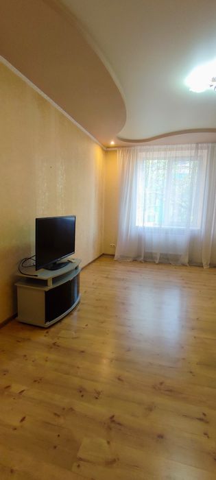 Здається 3-х. к.кв. з А/О. Центр!