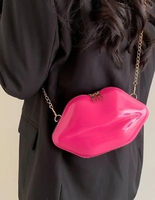 Губи рожеві Pink сумка крос боді для телефону. Каркасна лакова НОВА