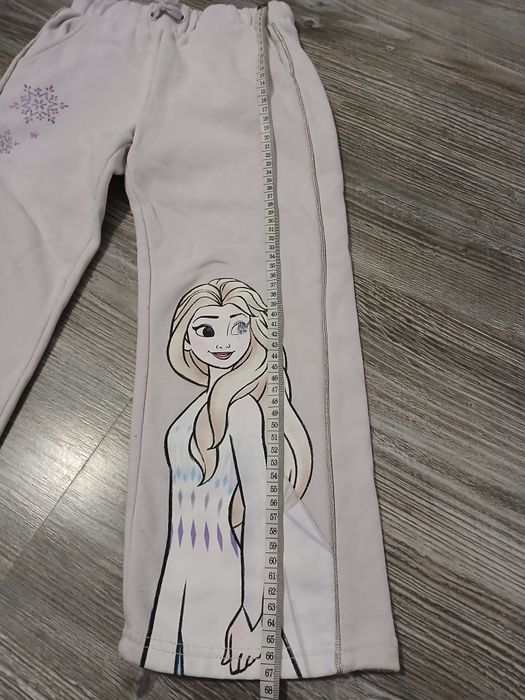 Dres dziecięcy ocieplany rozm.122.