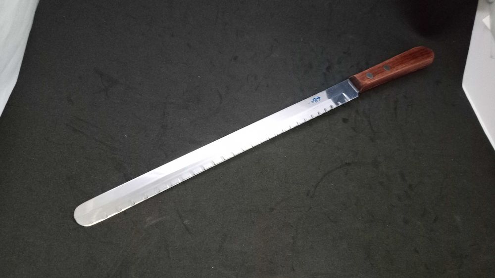 Nóż japoński do pieczywa i wypieków