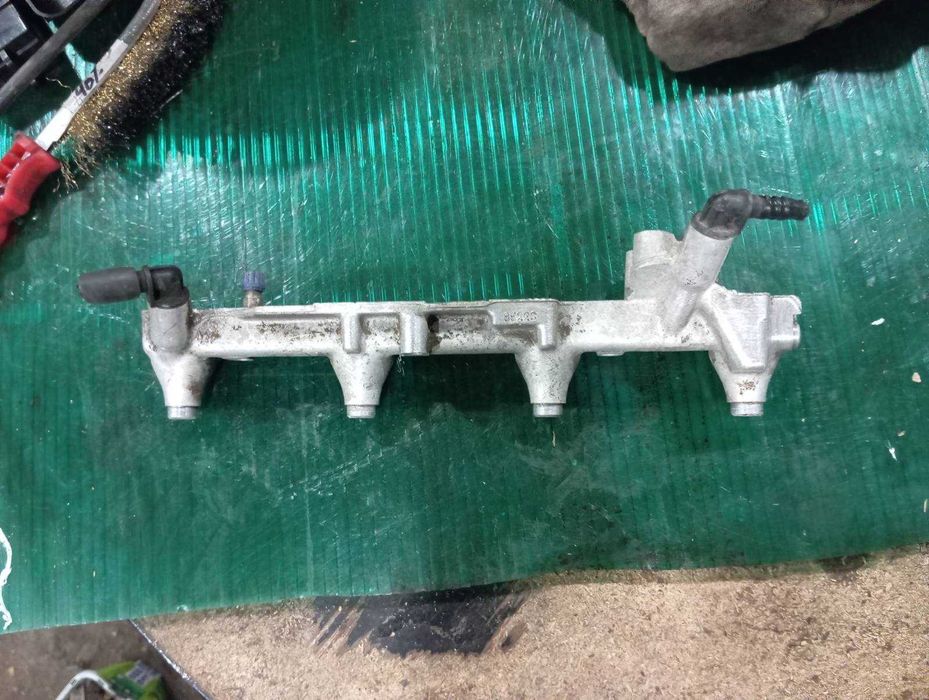 Головка блоку цилидров , ГБЦ FORD ESCORd zetec 1.6 16V 958M-6090-AD